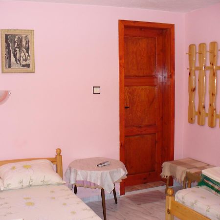 Mountain Sun Guest House Чифлик Экстерьер фото
