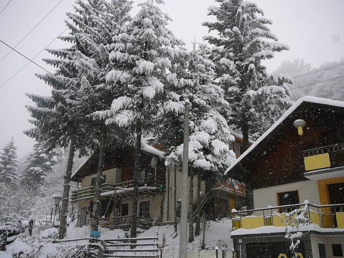 Mountain Sun Guest House Чифлик Экстерьер фото